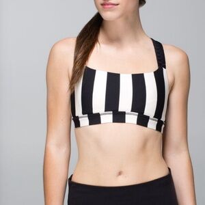 Lululemon Inner Heart Bra Straightup Stripe Black Angel Wing Flowabunga sz 6